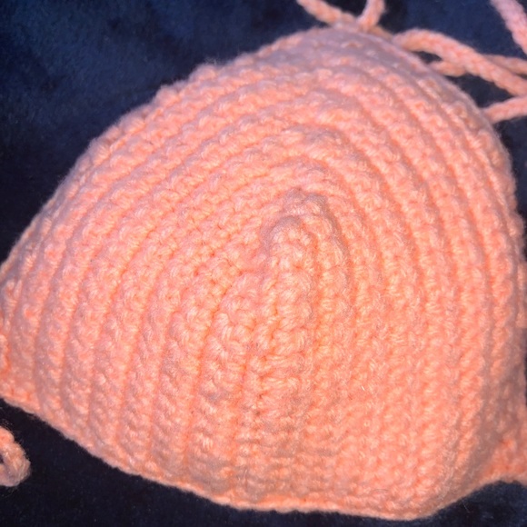Peach 🍑 Crochet (Bikini) Top 👙 - Picture 5 of 8